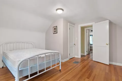 Bedroom - 2350 E B Ave, Plainwell, MI 49080 photo 6 of 8