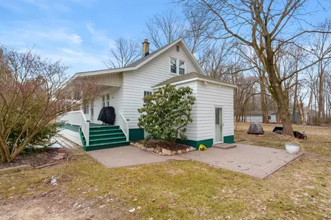 Exterior - 2350 E B Ave, Plainwell, MI 49080 photo 13 of 13