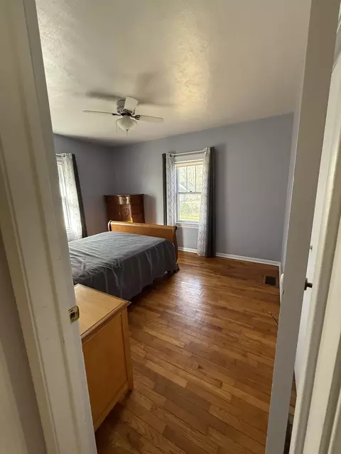 Bedroom - 2350 E B Ave, Plainwell, MI 49080 photo 1 of 8