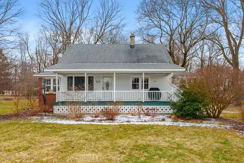 2350 E B Ave, Plainwell, MI 49080