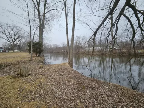 319 W High St, Union City, MI 49094