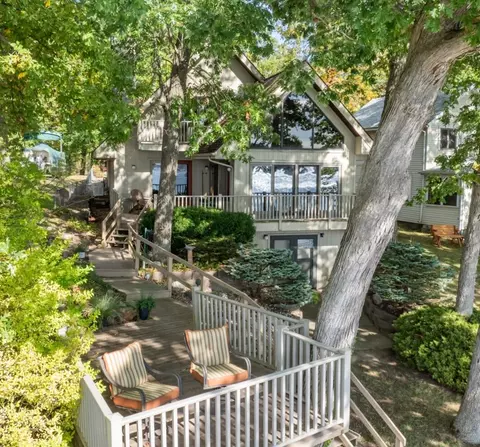 4276 Echo Cv, Manitou Beach, MI 49253