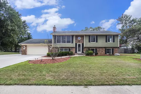 3740 Piute Dr SW, Grandville, MI 49418