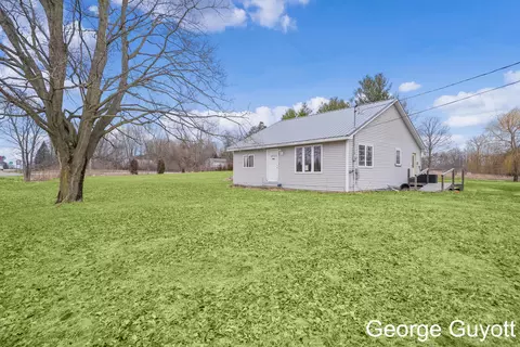 4823 84th St SE, Caledonia, MI 49316