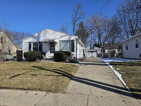 3584 Flamingo Ave SW, Wyoming, MI 49509