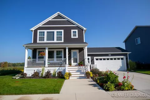 10593 Sugar Hill Dr, Holland, MI 49423