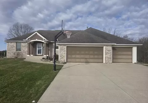 23 Arrowhead Dr, Coldwater, MI 49036