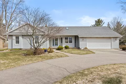 2126 Lamont Ave NW, Grand Rapids, MI 49534
