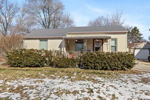 311 E Grant St, Sheridan, MI 48884