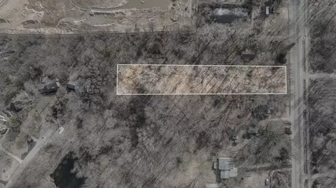 64 Th St, Holland, MI 49423