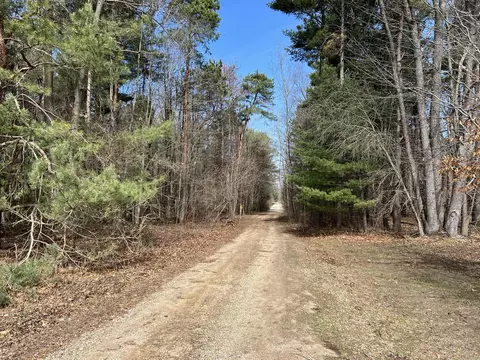 0 Leapfrog Ln #4, Fennville, MI 49408