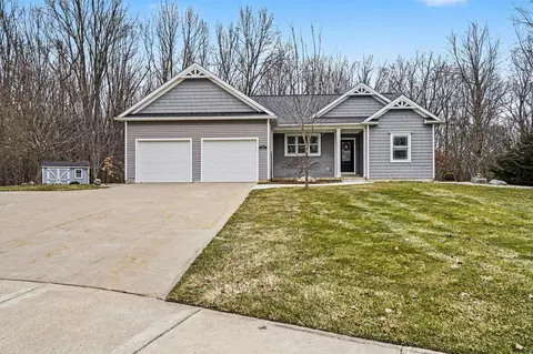 1164 Hawkins Ct, Kalamazoo, MI 49009