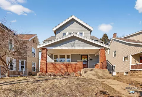 105 Dean St NE, Grand Rapids, MI 49505
