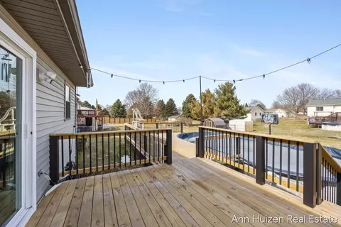 Exterior - 1829 Sunset Dr, Dorr, MI 49323 photo 6 of 7