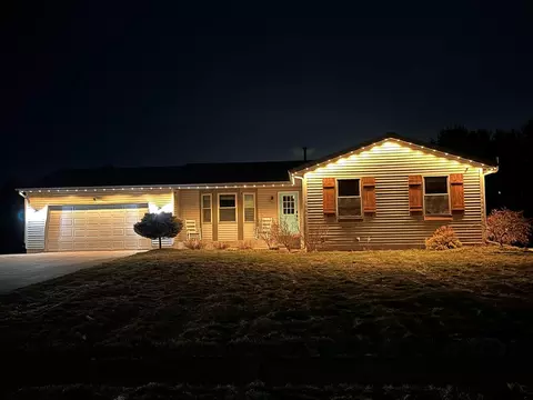 Exterior - 1829 Sunset Dr, Dorr, MI 49323 photo 2 of 7
