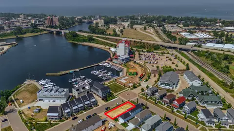 221 Cavelier Ave, St. Joseph, MI 49085