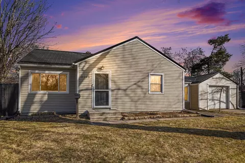 3225 Dearborn Ave, Kalamazoo, MI 49048