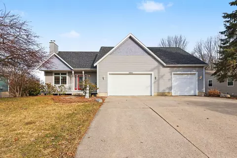 3694 142nd Ave, Holland, MI 49424