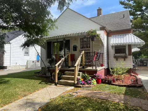 6476 Brace St, Detroit, MI 48228