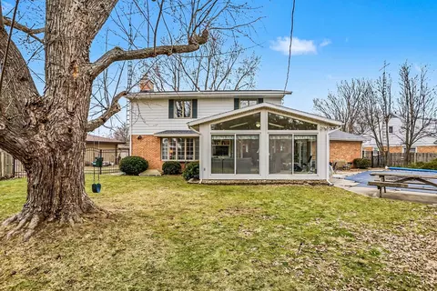 422 Briar Ct, St. Joseph, MI 49085