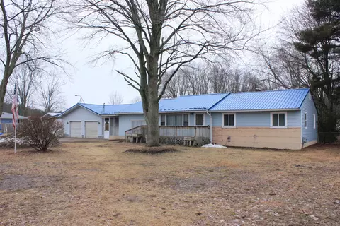 1053 Ellison Rd, Muskegon, MI 49442