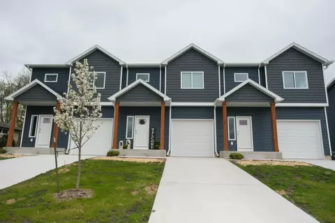 891 Rex St, Fremont, MI 49412