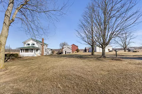 8360 Day Rd, Pittsford, MI 49271