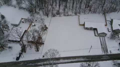 Lakeview Drive, Edwardsburg, MI 49112