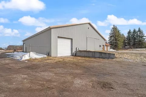 18470 195th Ave, Big Rapids, MI 49307