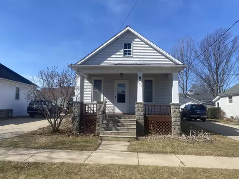 720 S Sherman St, Bay City, MI 48708