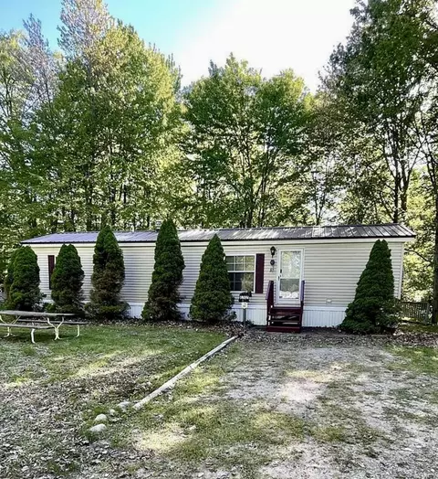 6361 S Outer Loop Dr, Custer, MI 49405 photo 2