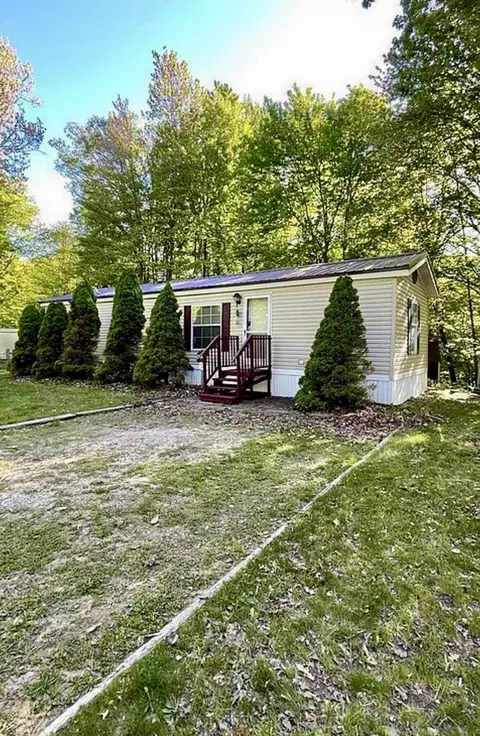6361 S Outer Loop Dr, Custer, MI 49405