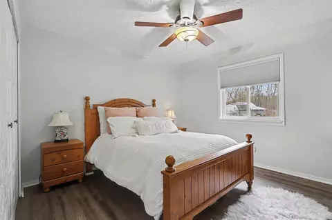 Bedroom - 13540 Riverside Dr, Constantine, MI 49042 photo 1 of 4