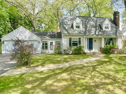 3419 Old Colony Rd, Kalamazoo, MI 49008