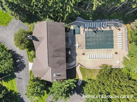 18145 Newgate Ln #12, Spring Lake, MI 49456