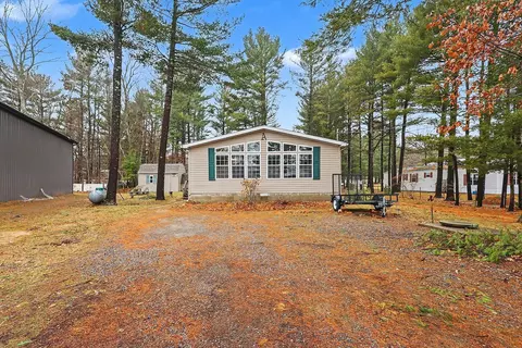 1799 N Lakeview Dr, Mears, MI 49436