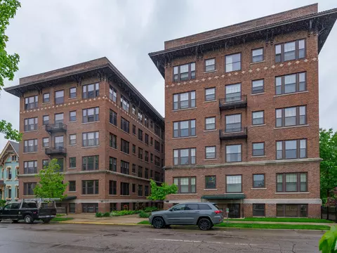 471 W South St #207, Kalamazoo, MI 49007