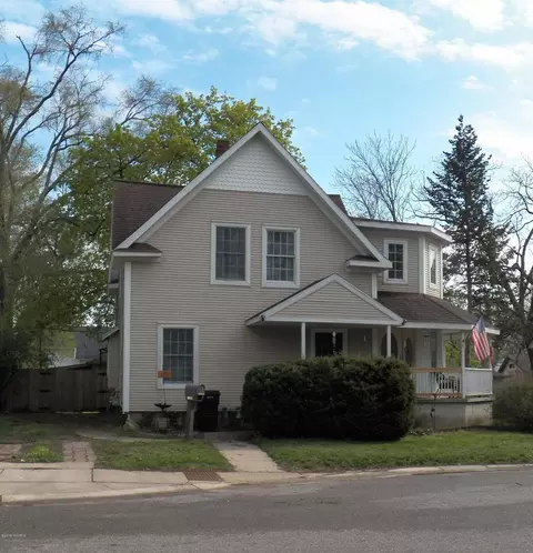 1230 Seneca St SW, Wyoming, MI 49509