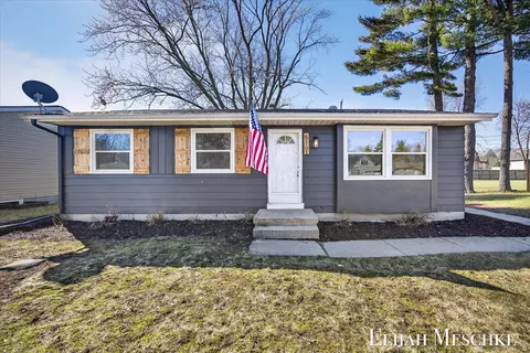 519 Faircrest Ave NW, Grand Rapids, MI 49534