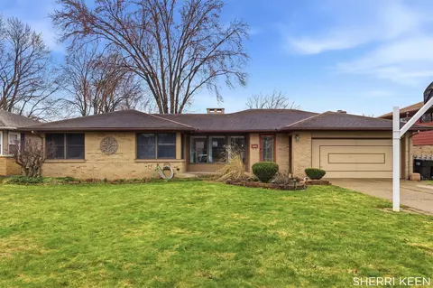 3810 Navaho St SW, Grandville, MI 49418