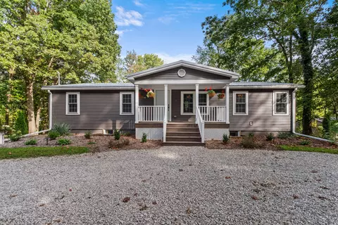 7841 Topinabee Dr, Montgomery, MI 49255