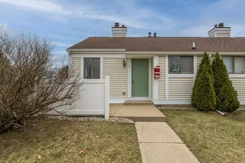 3320 Scots Pine Way #4, Portage, MI 49024