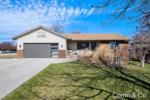 11187 Summer Dr, Zeeland, MI 49464