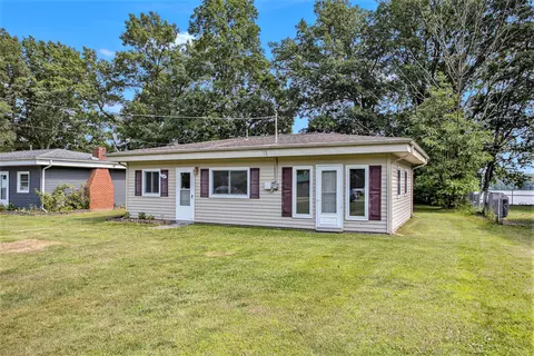 1161 Oak Grove Park, Union City, MI 49094