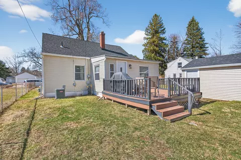 Exterior - 705 Varden Dr, Jackson, MI 49202 photo 6 of 6