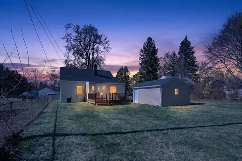 Exterior - 705 Varden Dr, Jackson, MI 49202 photo 2 of 6