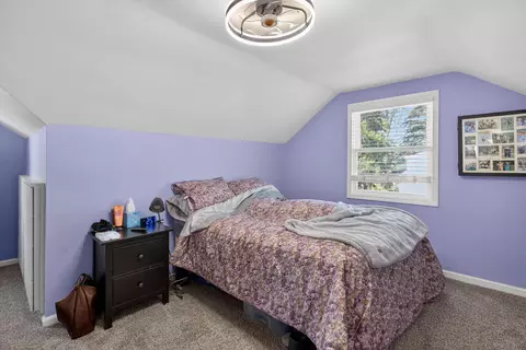 Bedroom - 705 Varden Dr, Jackson, MI 49202 photo 4 of 5
