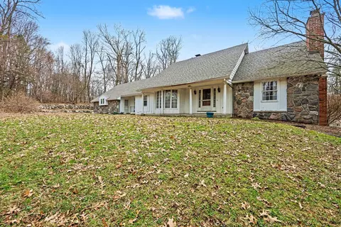 19300 E Avenue Ave N, Battle Creek, MI 49017