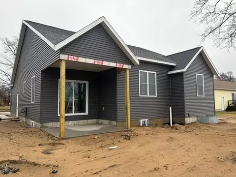 535 Yuba St, Muskegon, MI 49442
