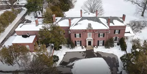250 Plymouth Ave SE, Grand Rapids, MI 49506